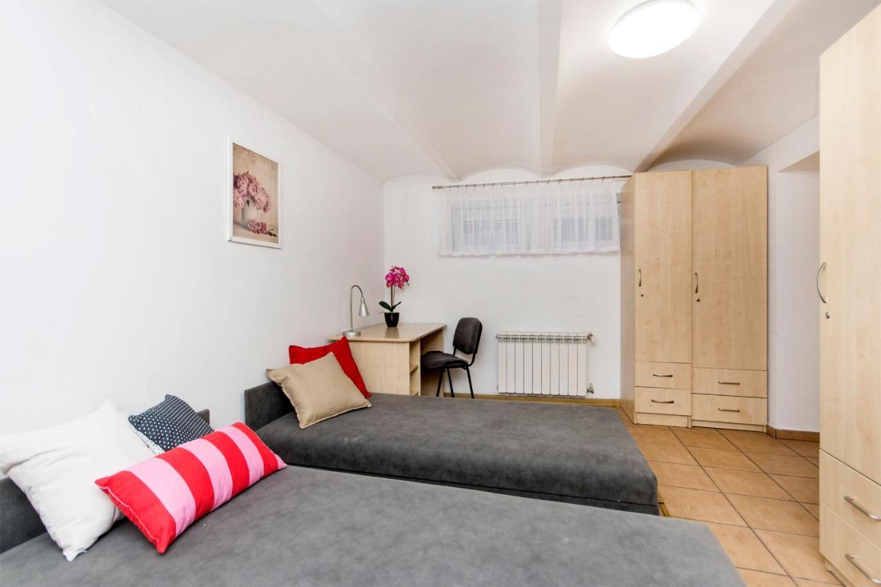 Akademikus Torun Hostel Εξωτερικό φωτογραφία