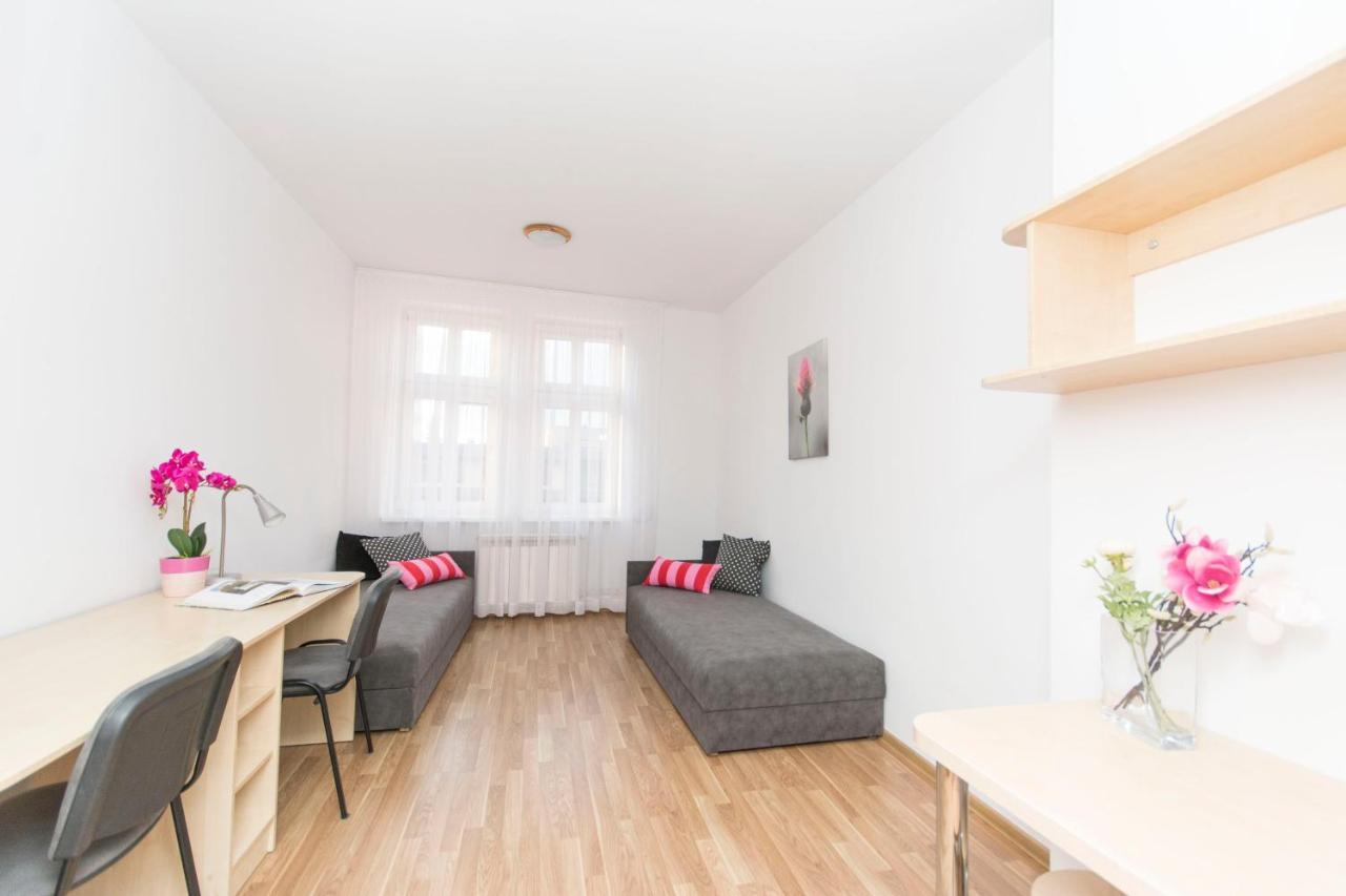 Akademikus Torun Hostel Εξωτερικό φωτογραφία