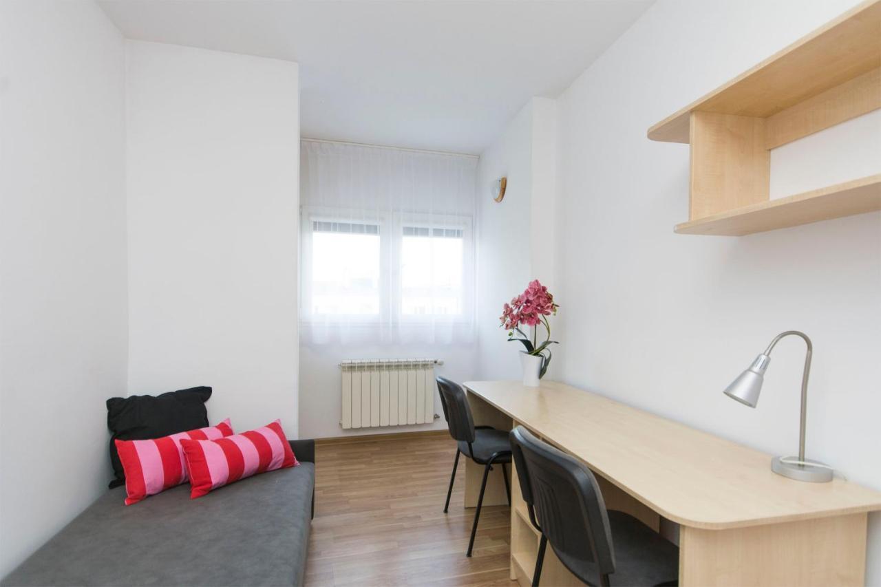 Akademikus Torun Hostel Εξωτερικό φωτογραφία