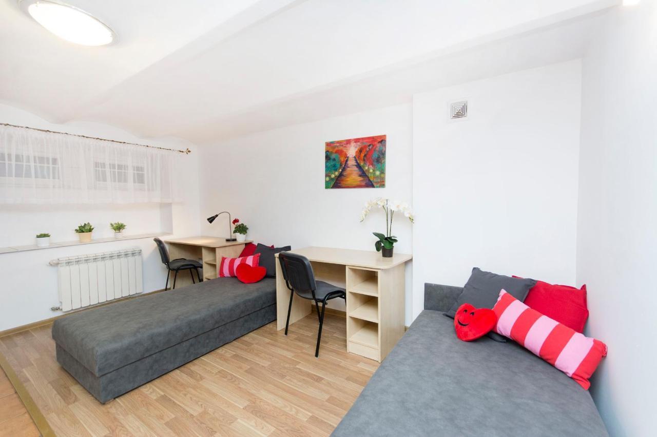 Akademikus Torun Hostel Εξωτερικό φωτογραφία