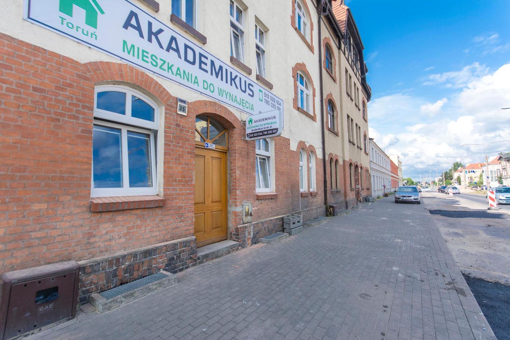 Akademikus Torun Hostel Εξωτερικό φωτογραφία